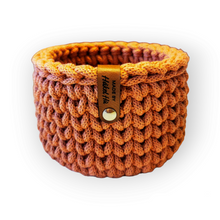 Lade das Bild in den Galerie-Viewer, Häkelkörbchen Terracotta, ca. 13 cm