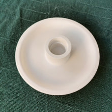 Lade das Bild in den Galerie-Viewer, Kerzenhalter weiß, ca. 12 cm 🖐️