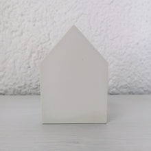 Lade das Bild in den Galerie-Viewer, Häuschen weiß, 9,5 cm 🖐
