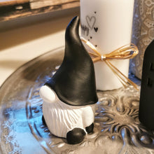 Lade das Bild in den Galerie-Viewer, Wichtel schwarz, ca. 9 cm 🖐