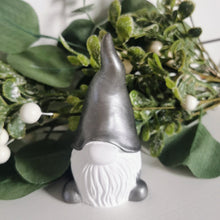 Lade das Bild in den Galerie-Viewer, Wichtel silber, ca. 9 cm 🖐