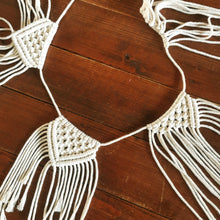 Lade das Bild in den Galerie-Viewer, WORKSHOP Makramee Wimpelkette