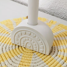 Lade das Bild in den Galerie-Viewer, Kerzenhalter Regenbogen mit Herzchen ca. 6,5 cm hoch 🖐