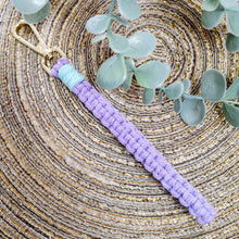 Lade das Bild in den Galerie-Viewer, WORKSHOP Makramee Schlüsselanhänger