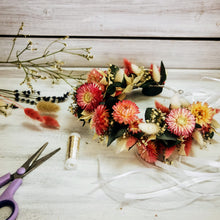 Lade das Bild in den Galerie-Viewer, WORKSHOP Blumenkranz/Flowercrown
