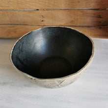 Lade das Bild in den Galerie-Viewer, Schale grau, ca. 20 cm 🖐