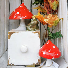 Lade das Bild in den Galerie-Viewer, Beton Fliegenpilz, 13 cm 🖐