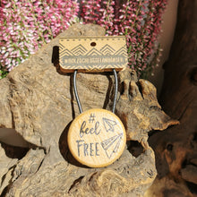 Lade das Bild in den Galerie-Viewer, Schlüsselanhänger "#Feel Free"