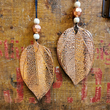 Lade das Bild in den Galerie-Viewer, Anhänger Blatt "kupfer", 14 cm