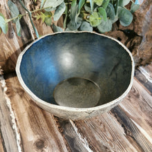 Lade das Bild in den Galerie-Viewer, Schale grau, ca. 20 cm 🖐