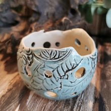 Lade das Bild in den Galerie-Viewer, Windlicht "blau", ∅ ca. 9 cm 🖐