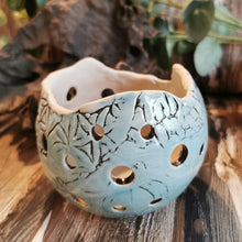 Lade das Bild in den Galerie-Viewer, Windlicht "blau", ∅ ca. 11 cm 🖐