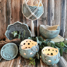 Lade das Bild in den Galerie-Viewer, Windlicht "blau", ∅ ca. 11 cm 🖐