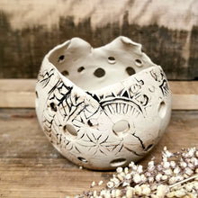 Lade das Bild in den Galerie-Viewer, Windlicht "Natur", ∅ ca. 11 cm 🖐