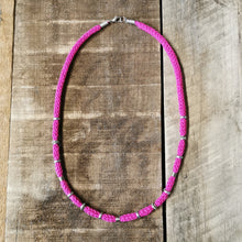 Lade das Bild in den Galerie-Viewer, Kette "Liesel" pink, 56 cm 🖐