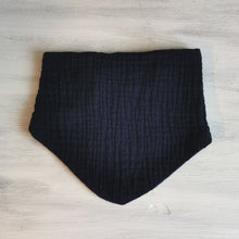 Lade das Bild in den Galerie-Viewer, Dreieckstuch "Nachthimmel" 🖐