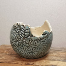 Lade das Bild in den Galerie-Viewer, Übertopf "blau", ca. 9 cm 🖐