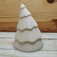 Lade das Bild in den Galerie-Viewer, Tannenbaum mit LED Teelicht, 13 cm 🖐