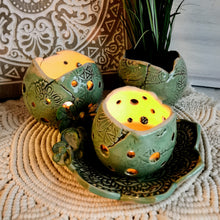 Lade das Bild in den Galerie-Viewer, Windlicht "türkis", ∅ ca. 9 cm 🖐