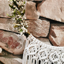 Lade das Bild in den Galerie-Viewer, Ring mit Makramee und Trockenblumen ✋