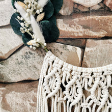 Lade das Bild in den Galerie-Viewer, WORKSHOP Ring mit Makramee und Trockenblumen