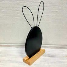 Lade das Bild in den Galerie-Viewer, Holzhase mit Tafel, schwarz, 33cm
