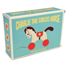 Lade das Bild in den Galerie-Viewer, Charlie das Zirkuspferd, 21 cm
