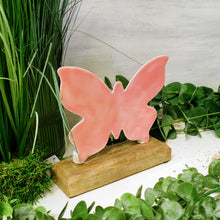 Lade das Bild in den Galerie-Viewer, Schmetterling, rosa, 16 cm

