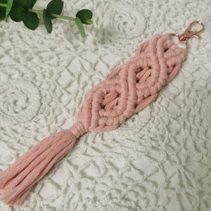 Schlüsselanhänger, Makramee, rosa/roségold, ca. 21 cm